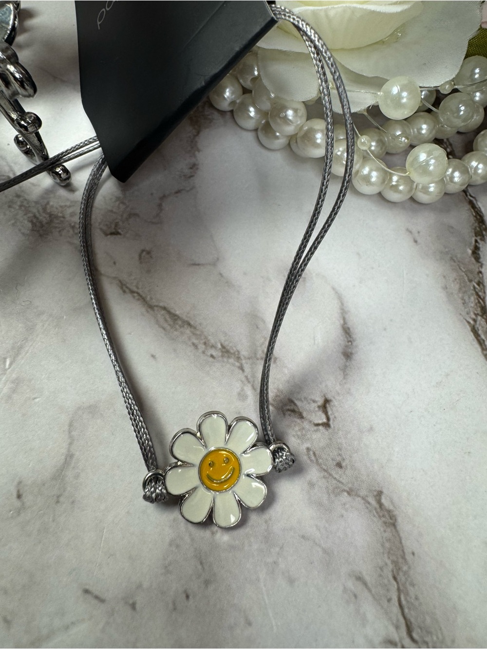 paparazzi White & Yellow Smiley Daisy Bracelet
